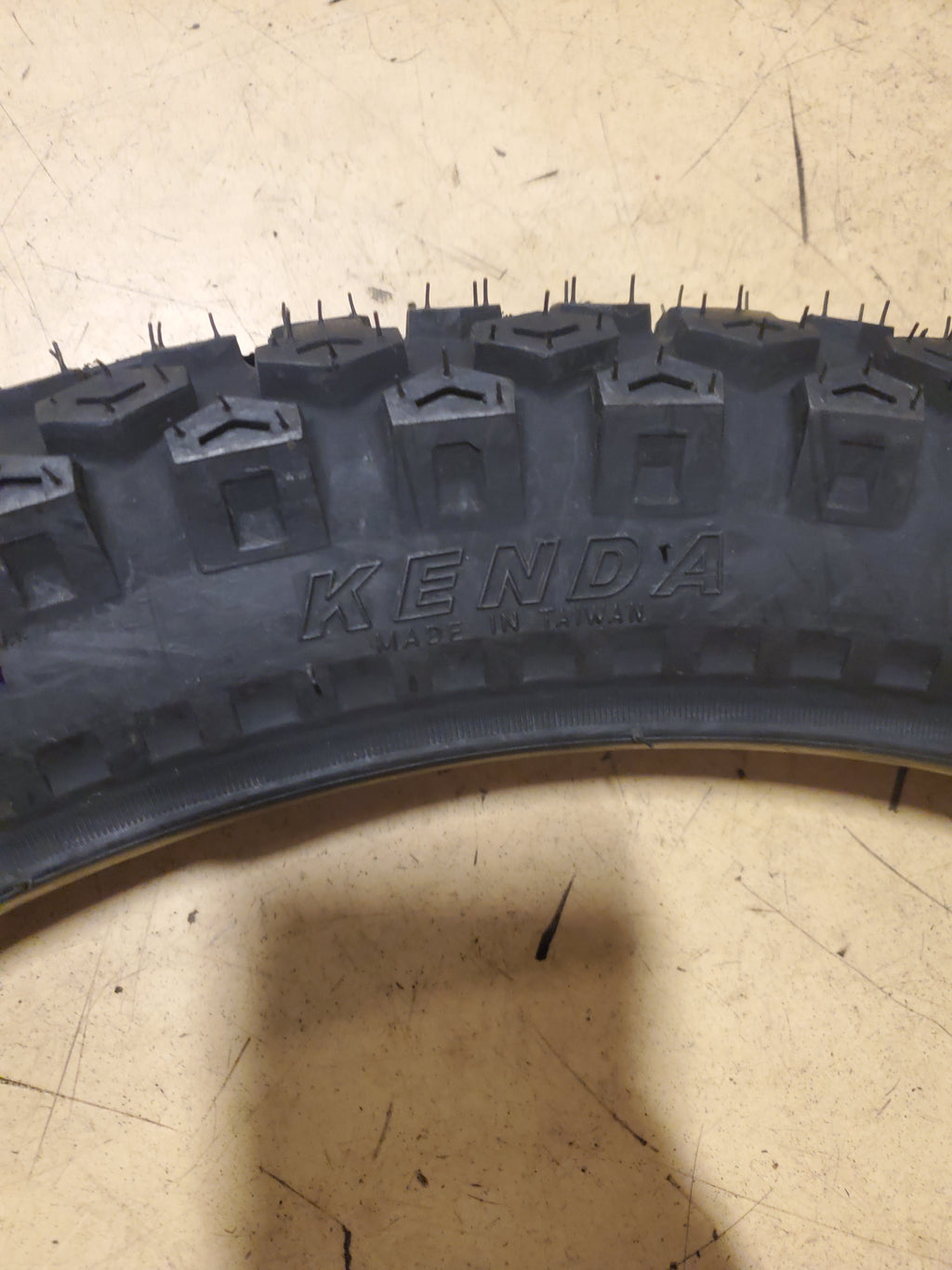 KENDA K270 BSW  2.75 21 45P FRONT MOTORCYCLE TIRE ‎042702134B0