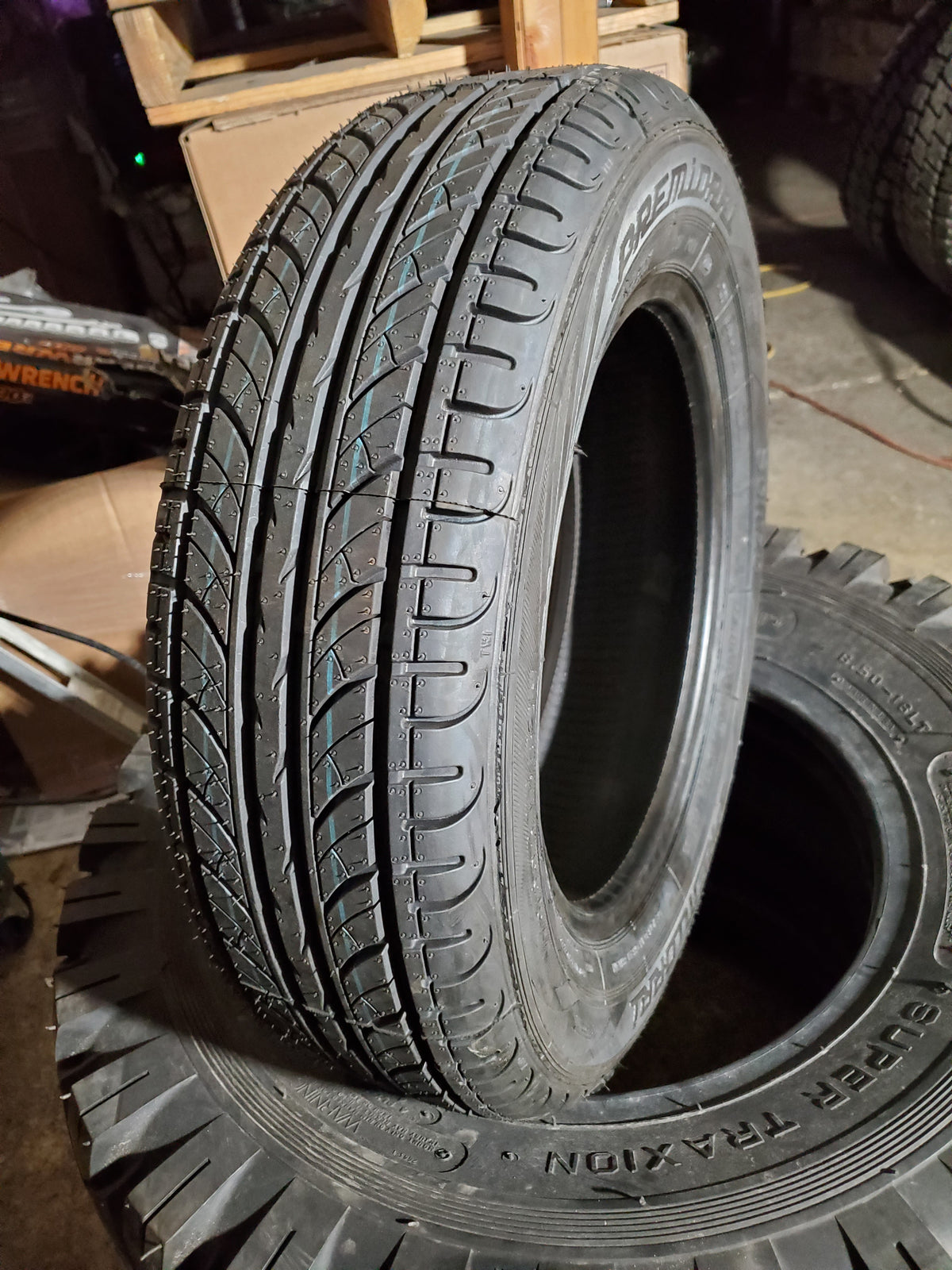 PREMIORRI SOLAZO BSW P 175 65 14 82H UHP TIRE 4823100301718