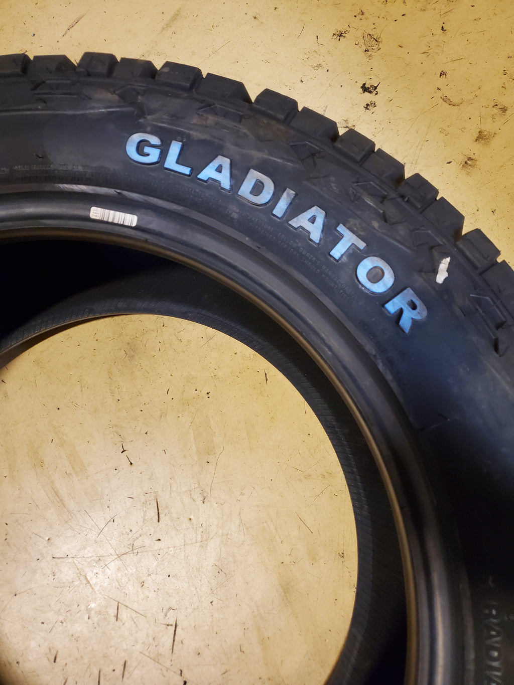 GLADIATOR X COMP X/T RWL LT 33 11.5 20 118Q 10PLY RUGGED TERRAIN TIRE 1932300313