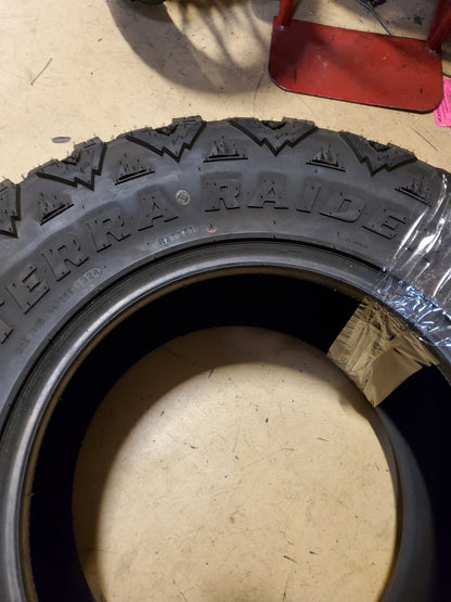 2 DELIUM TERRA RAIDER M/T BSW LT 33 12.5 14 120Q 10PLY MUD TIRE D233120