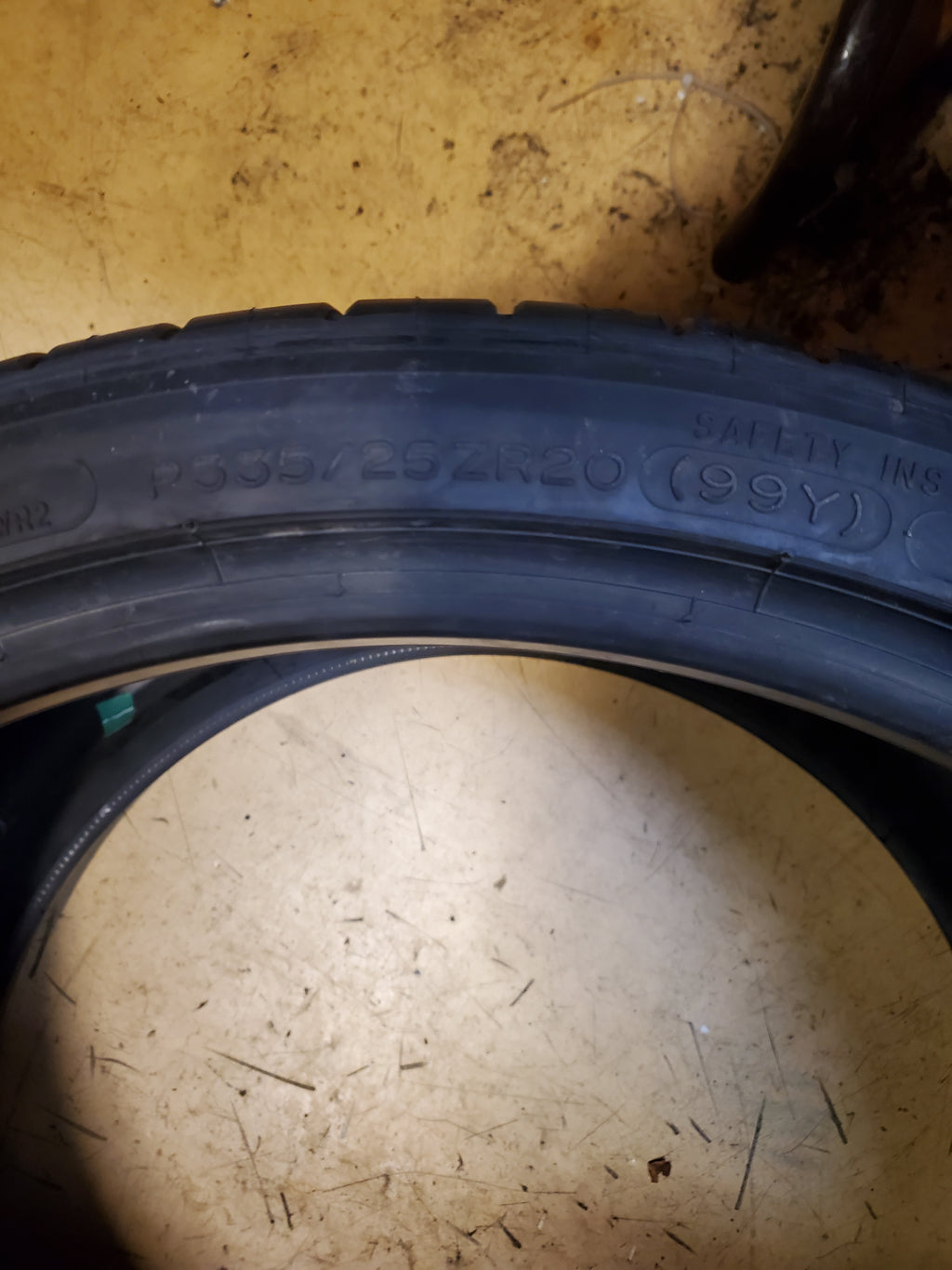 MICHELIN PILOT SUPER SPORT BSW P 335 25 20 99Y UHP TIRE 38353
