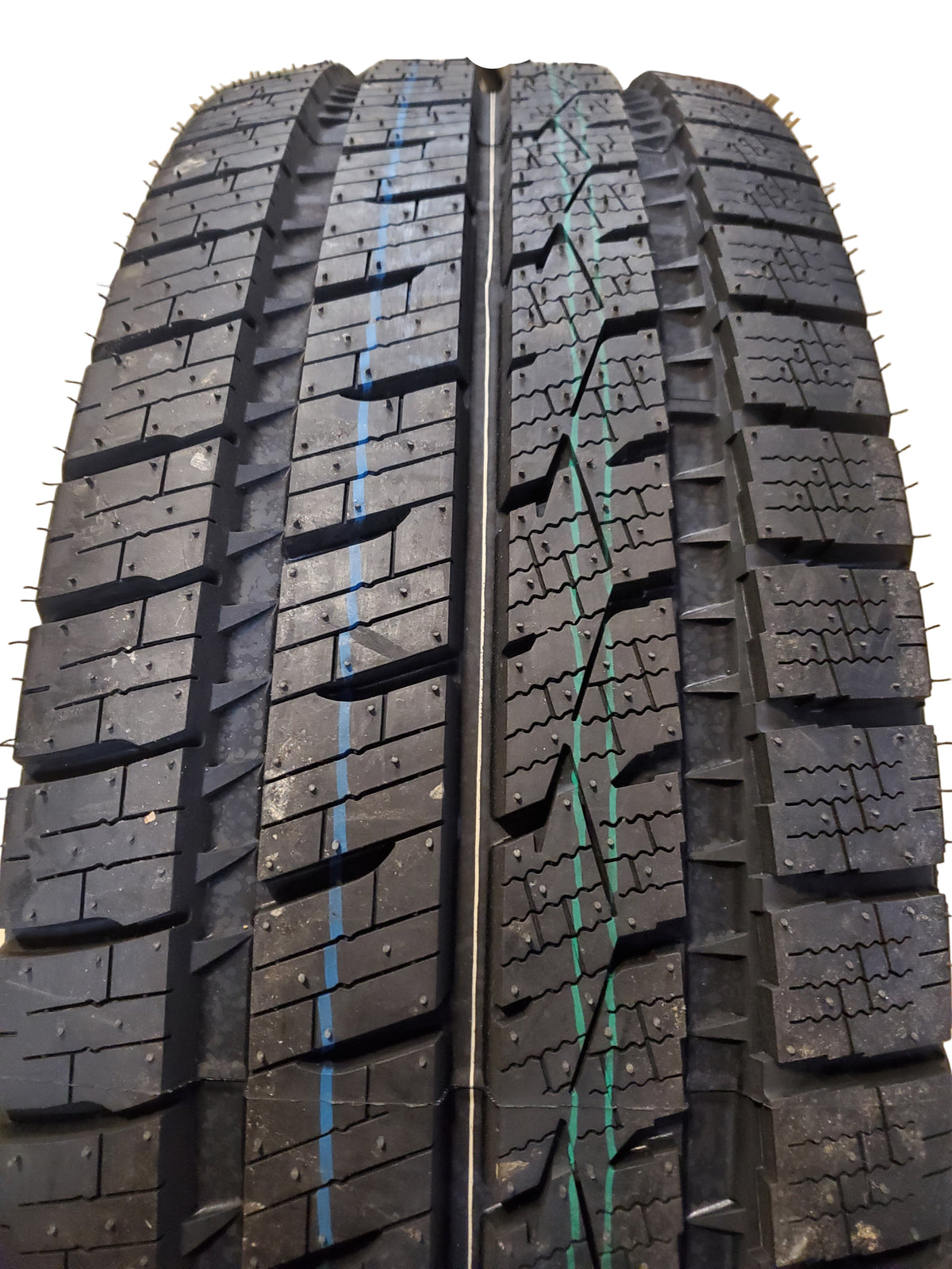 NOS TOYO CELSIUS CARGO BSW LT 265 70 18 124S 10PLY ALL WEATHER TIRE 238540