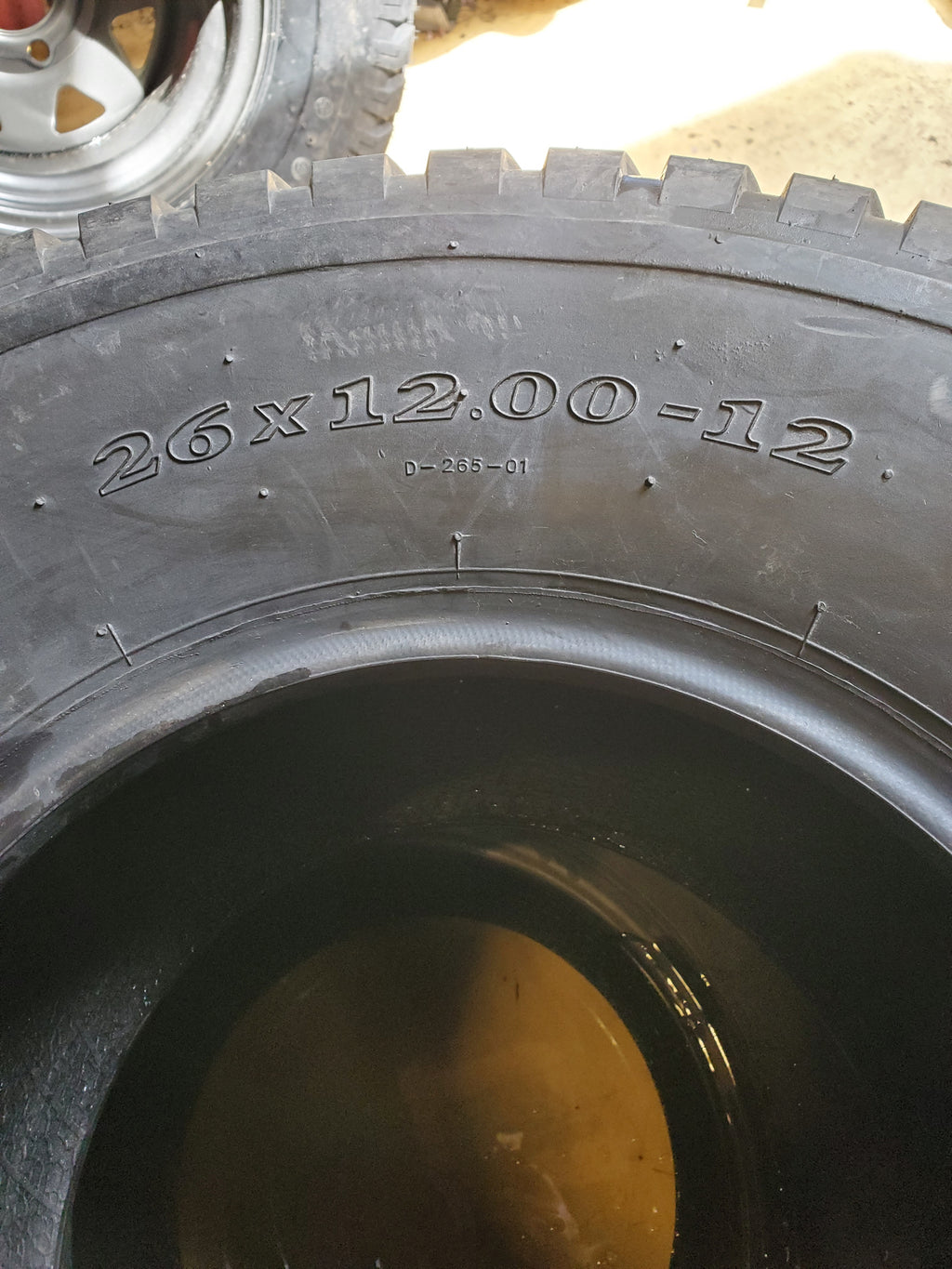 DEESTONE D265 BSW 26 12 12 109A4 6PLY LAWN TIRE DS7085