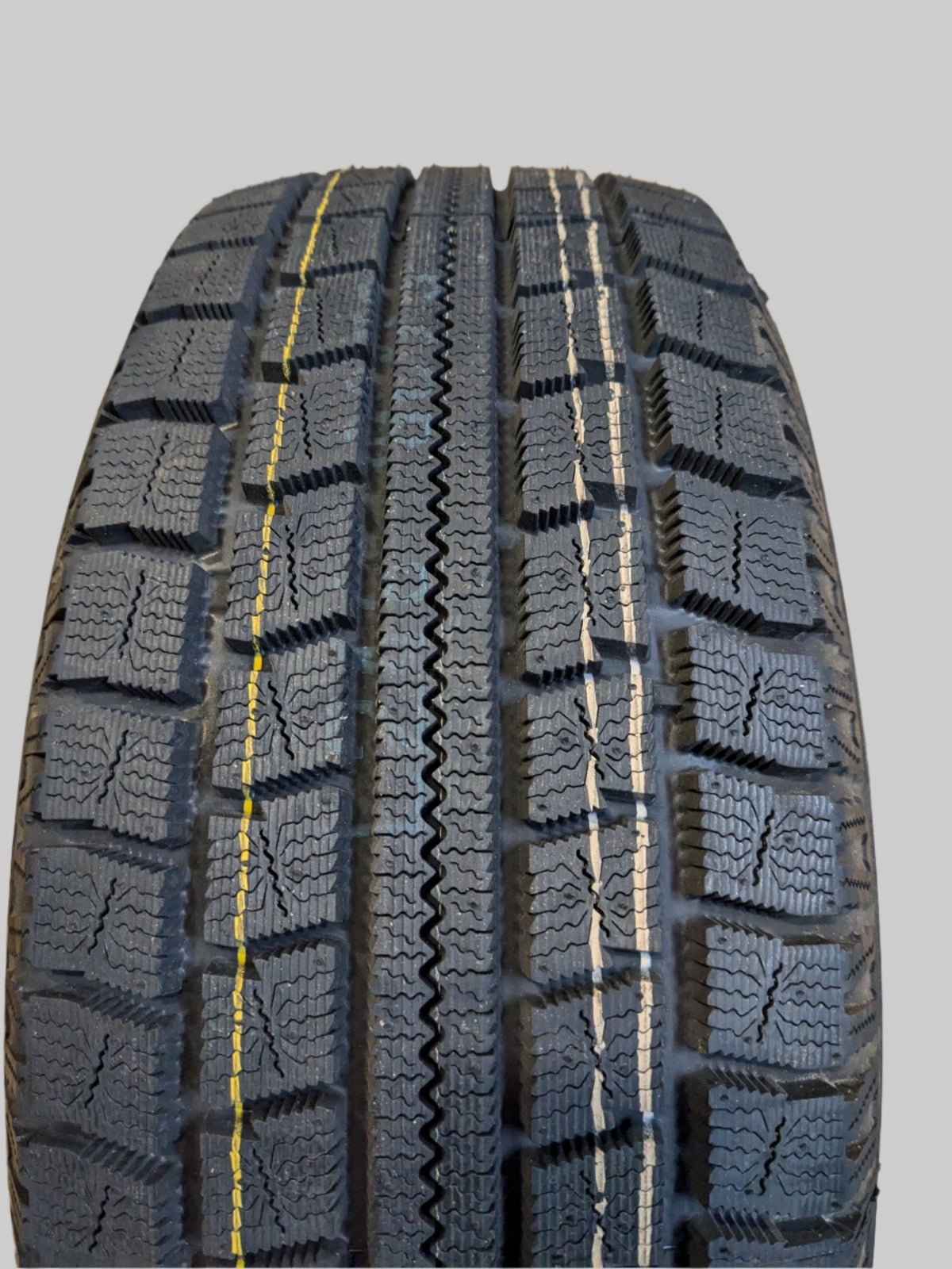 2 NEW OLD STOCK NITTO SN2 P 225 60 16 98T SNOW WINTER TIRE 204230