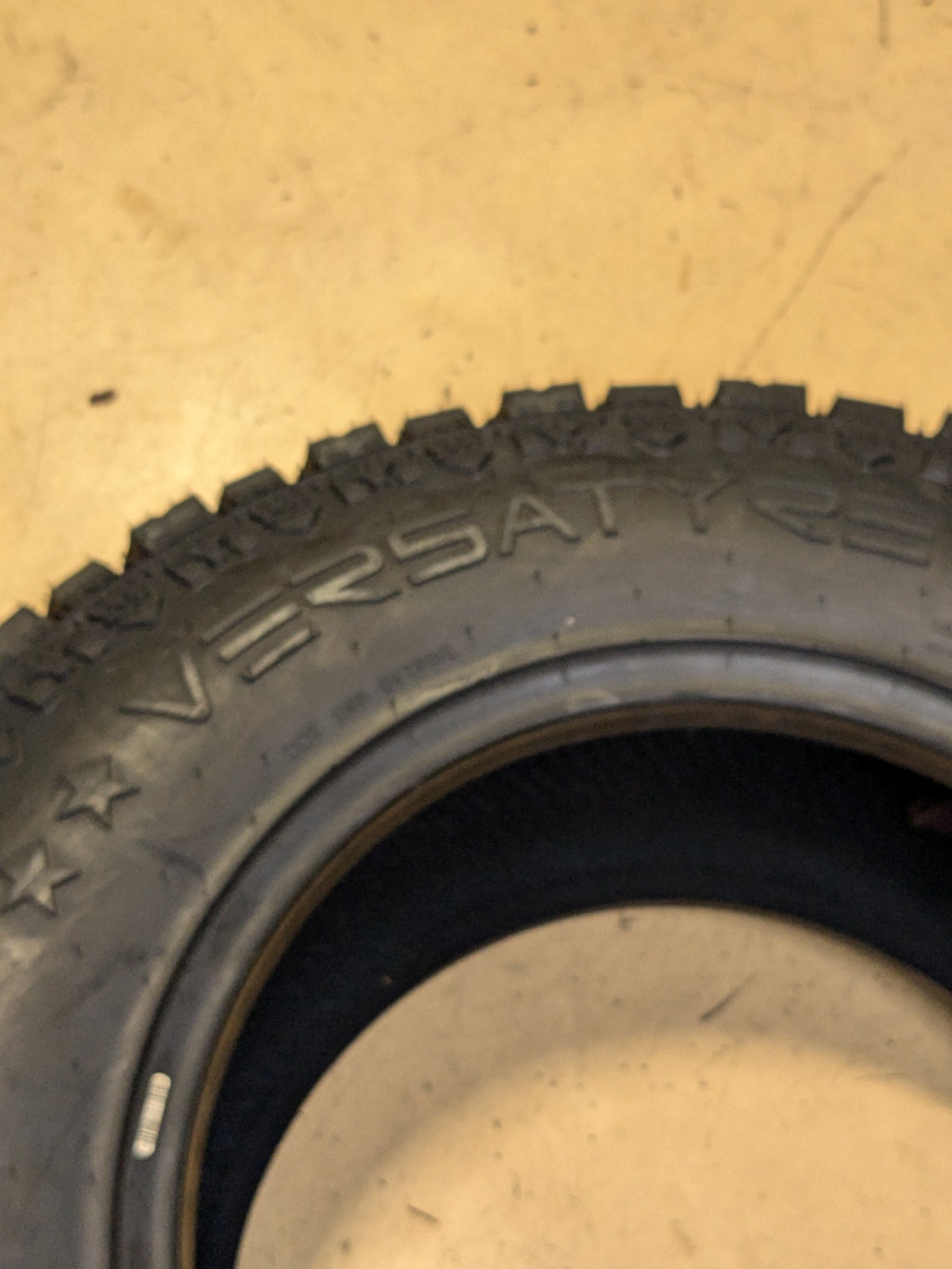 VERSATYRE HD RUGGED TERRAIN LT 34 11.5 17 121Q LRE 10PLY TIRE CHDRT13