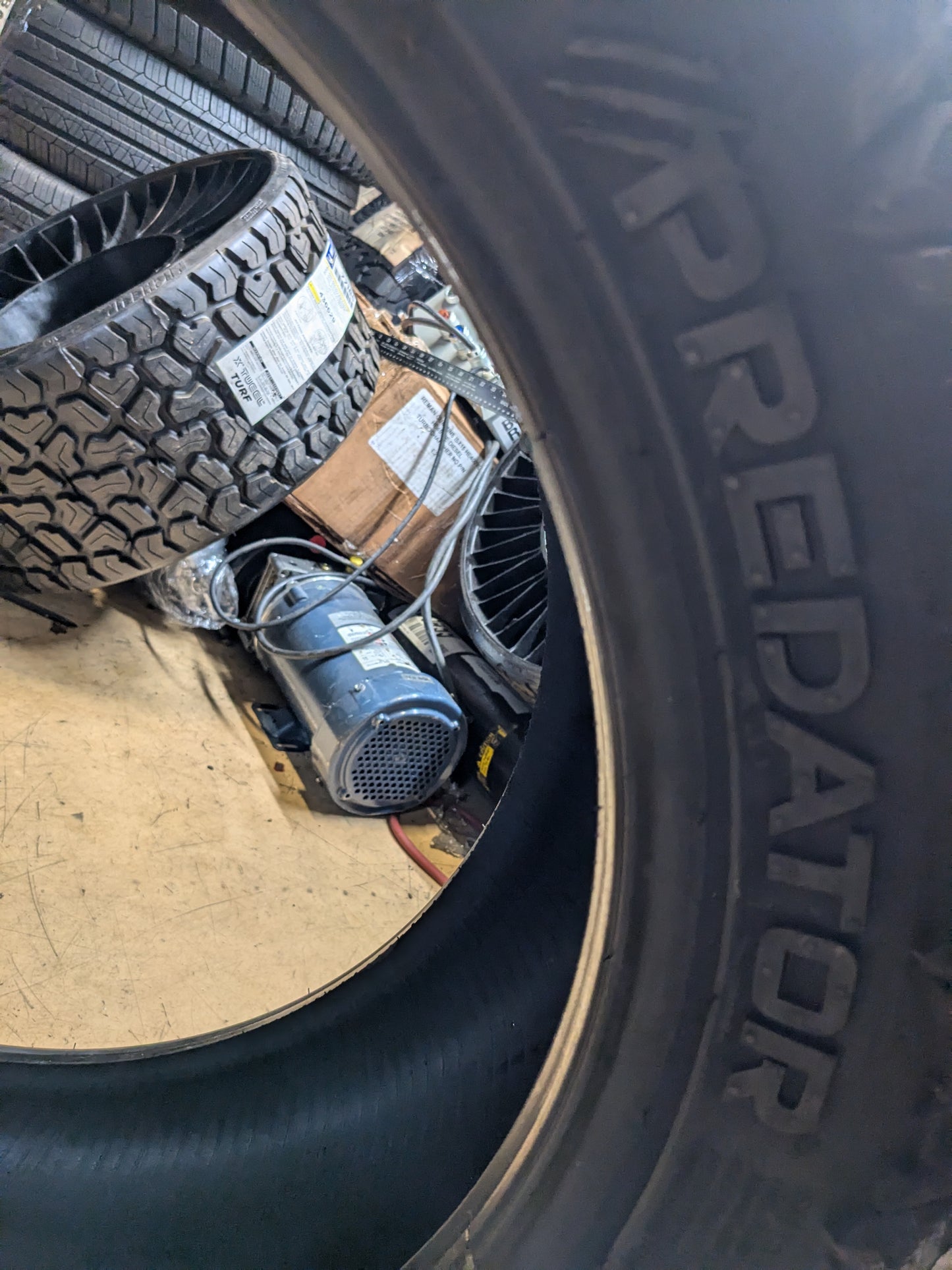 PREDATOR NEW MUTANT X-AT BSW P 265 50 20 111H ALL TERRAIN TIRE PRXAT67