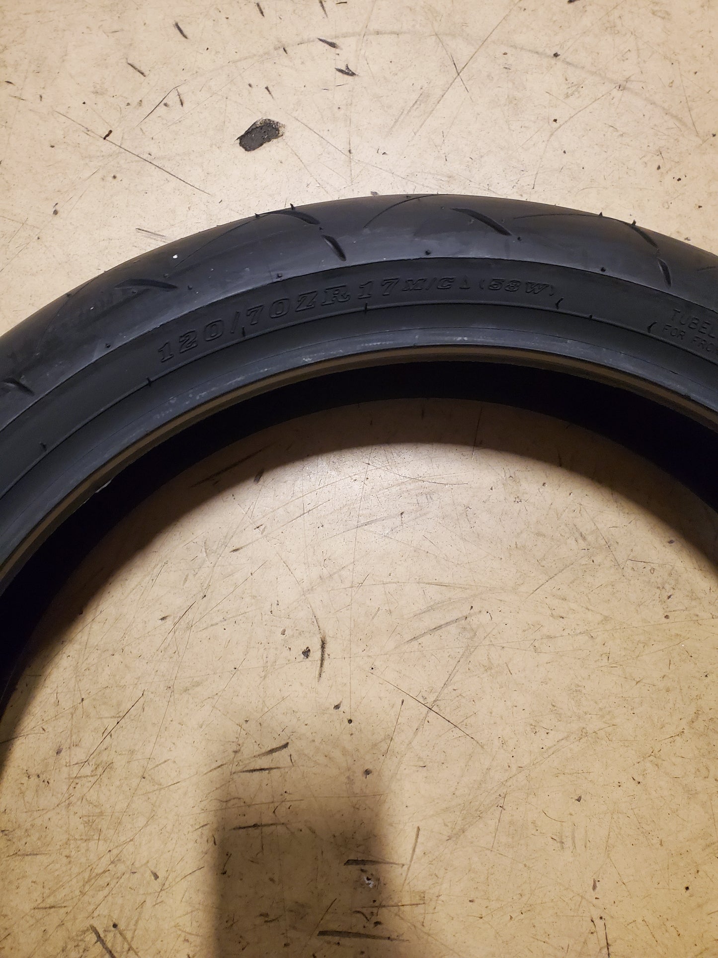 DUNLOP SPORTMAX ROADSPORT 2 120 70 17 58W MOTORCYCLE TIRE 45238704