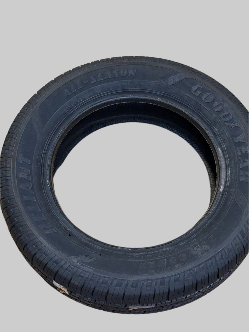 GOODYEAR RELIANT BSW P 215 65 17 99V ALL SEASON TIRE 682066597
