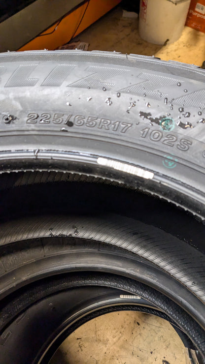 BRIDGESTONE BLIZZAK DMV2 BSW P 225 65 17 102S WINTER TIRE 015692