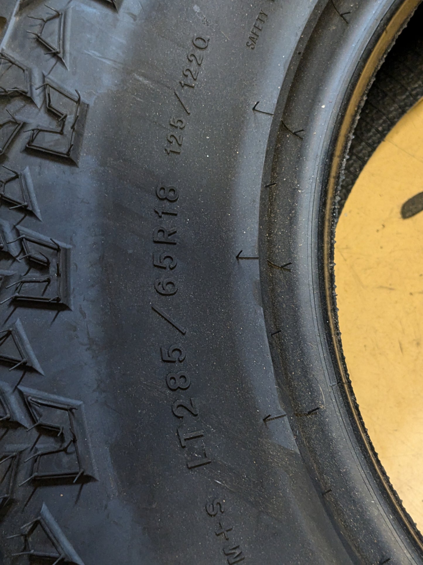 2 GOODYEAR WRANGLER ULTRATERRAIN A/T BSW LT 285 65 18 125Q LRE 10 PLY ALL TERRAIN TIRE 400199779