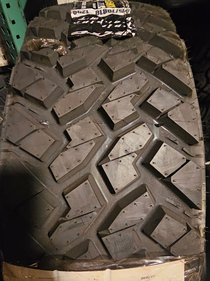2 NITTO TRAIL GRAPPLER MT LT  275 70 18 125/122Q LRE 10PLY MUD TERRAIN TIRES 205870