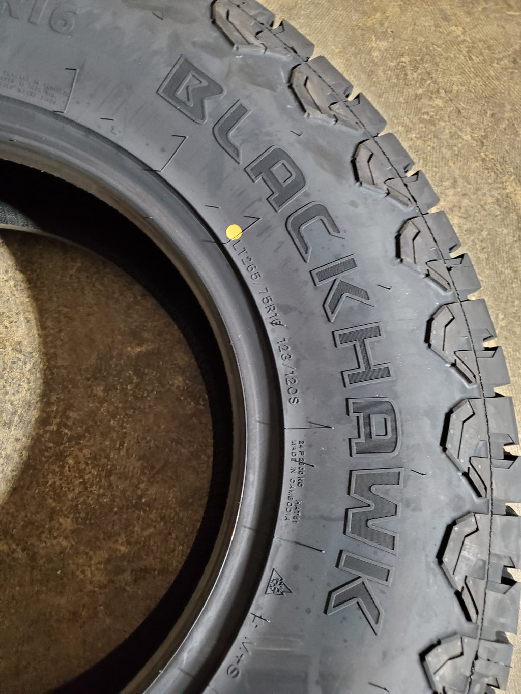 BLACKHAWK RIDGECRAWLER A/T BSW LT 265 75 16 123/120S 10PLY ALL TERRAIN TIRE 4120858V