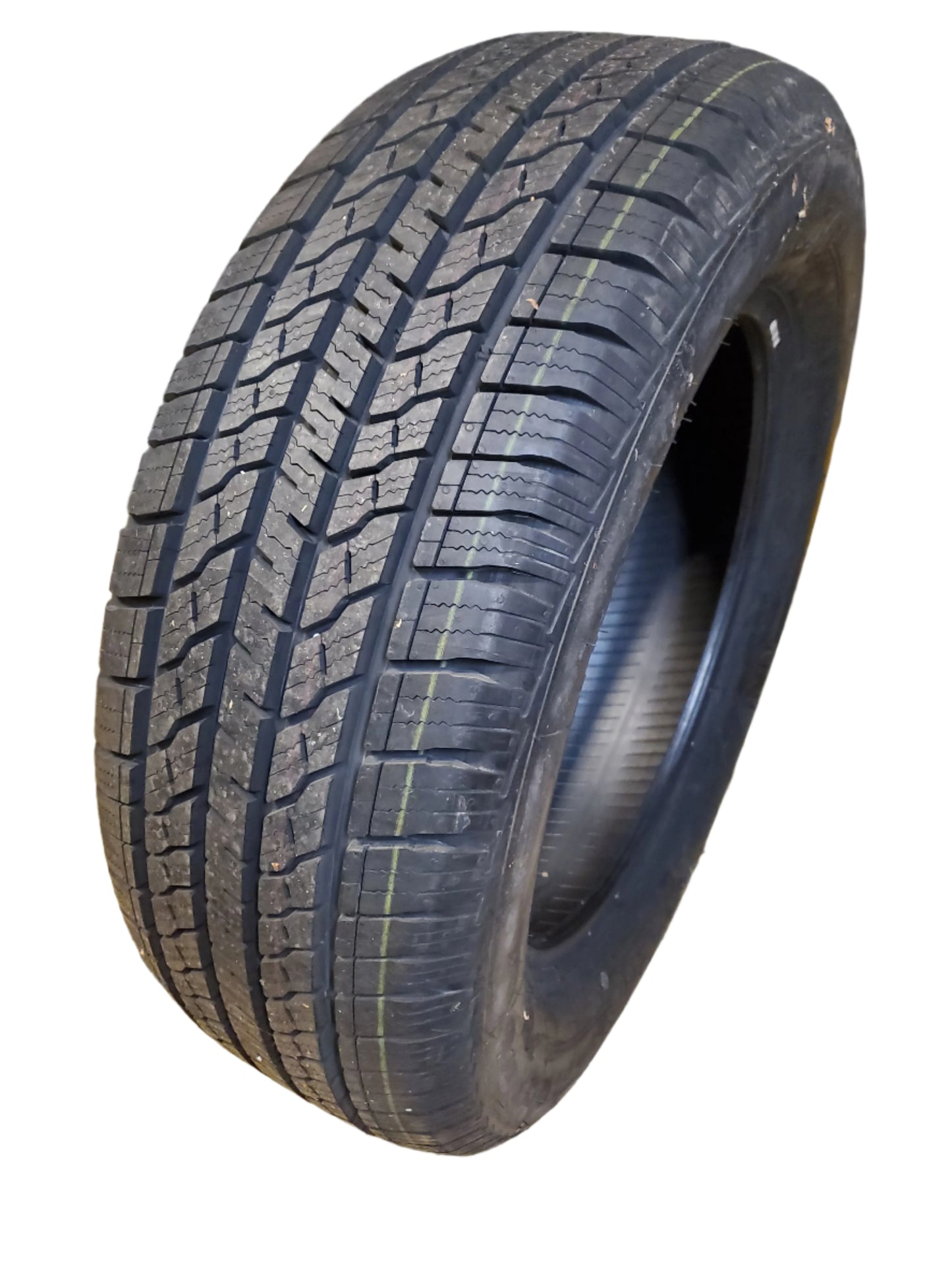 UNIROYAL LAREDO BSW P 275 60 20 115T ALL SEASON TIRE 84022