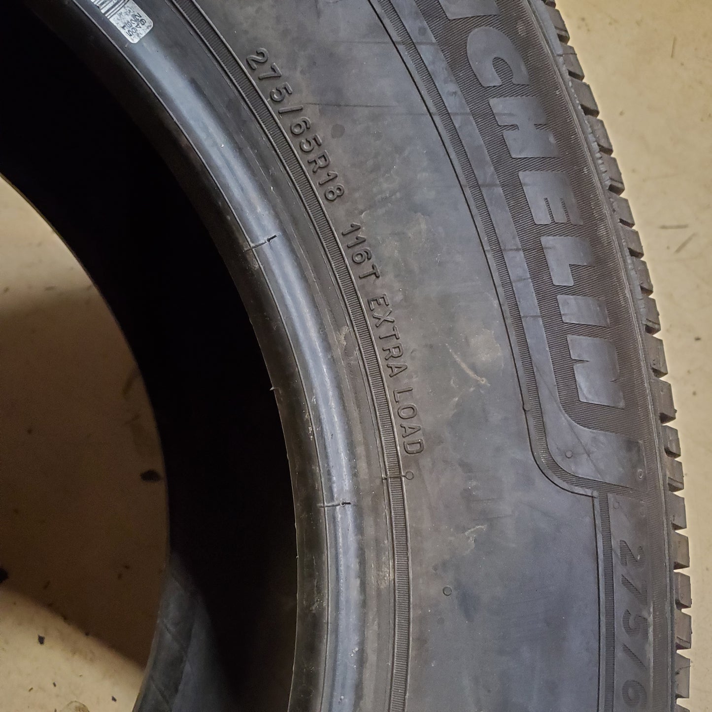 USED 12/32” 1 PATCH MICHELIN DEFENDER LTX M/S2 P 275 65 18 116T XL TIRE 09590