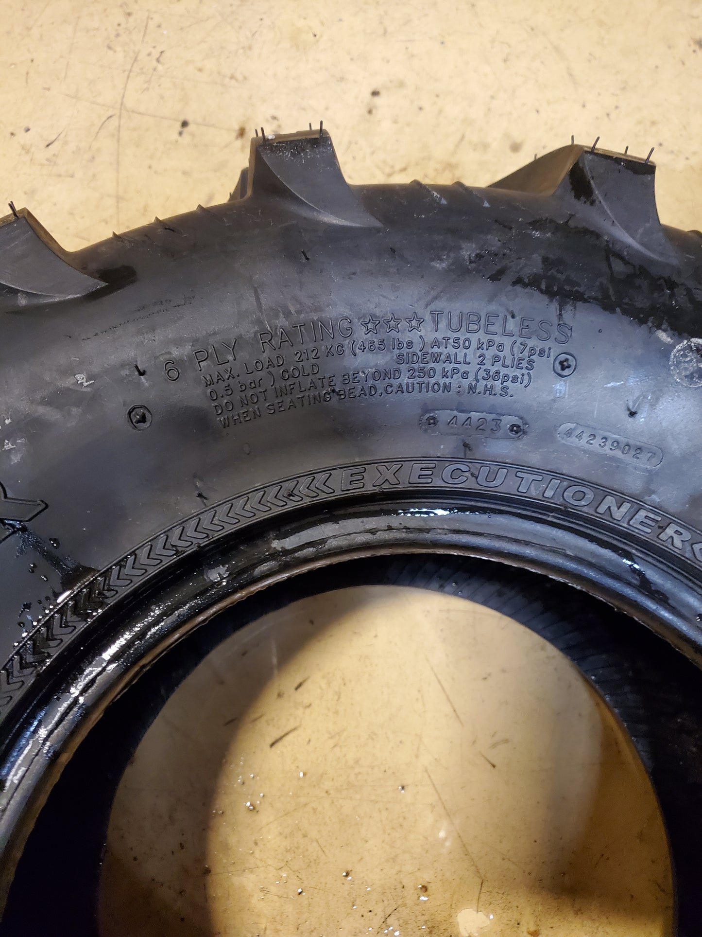 KENDA EXECUTIONER BSW AT 27 10 12 6PLY ATV/UTV TIRE 8538129BC1