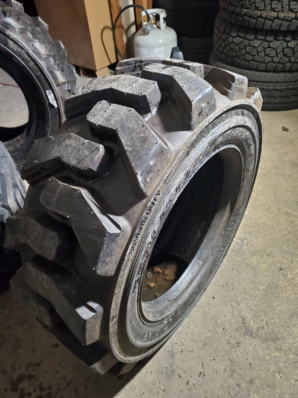 CARLISLE GROUNDFORCE 400 ULTRA BSW  10 16.5 10PLY INDUSTRIAL TIRE 6X17813