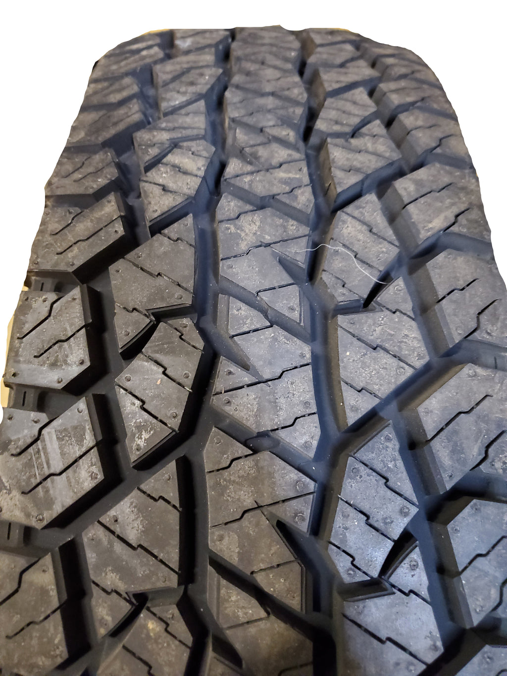 NOS HANKOOK DYNAPRO AT2 BSW LT 225 75 17 116/113S ALL TERRAIN TIRE 2020693