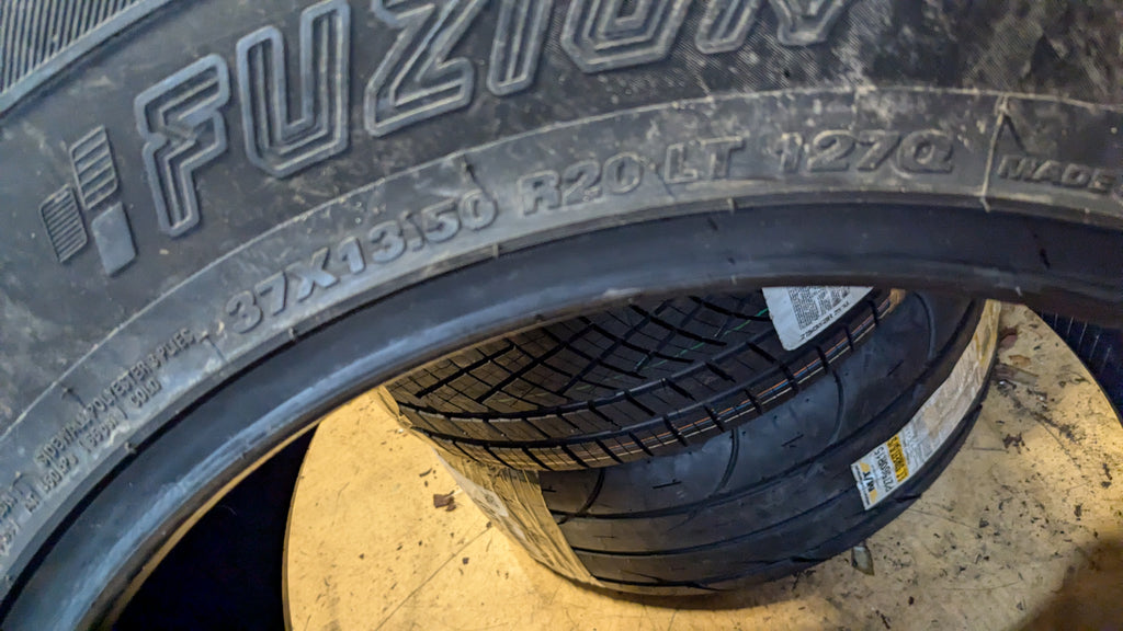 FUZION MAX TRACTION BSW LT 37 13.5 20 127Q 10PLY MUD TERRAIN TIRE 012959