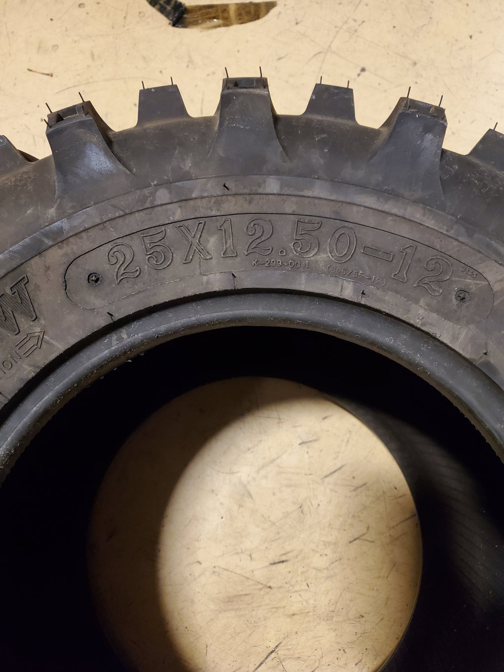 NOS KENDA BEAR CLAW BSW 25 12.5 12 6PLY ATV/UTV TIRE 082991279C1