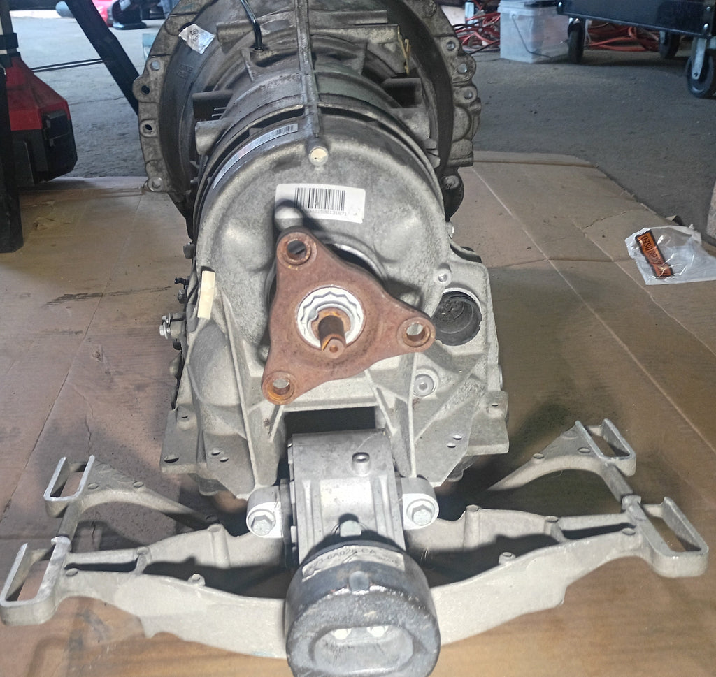 USED TRANSMISSION ASSY. 10-12 XF XJ 5.0 AUTOMATIC 9X23-7000-CE