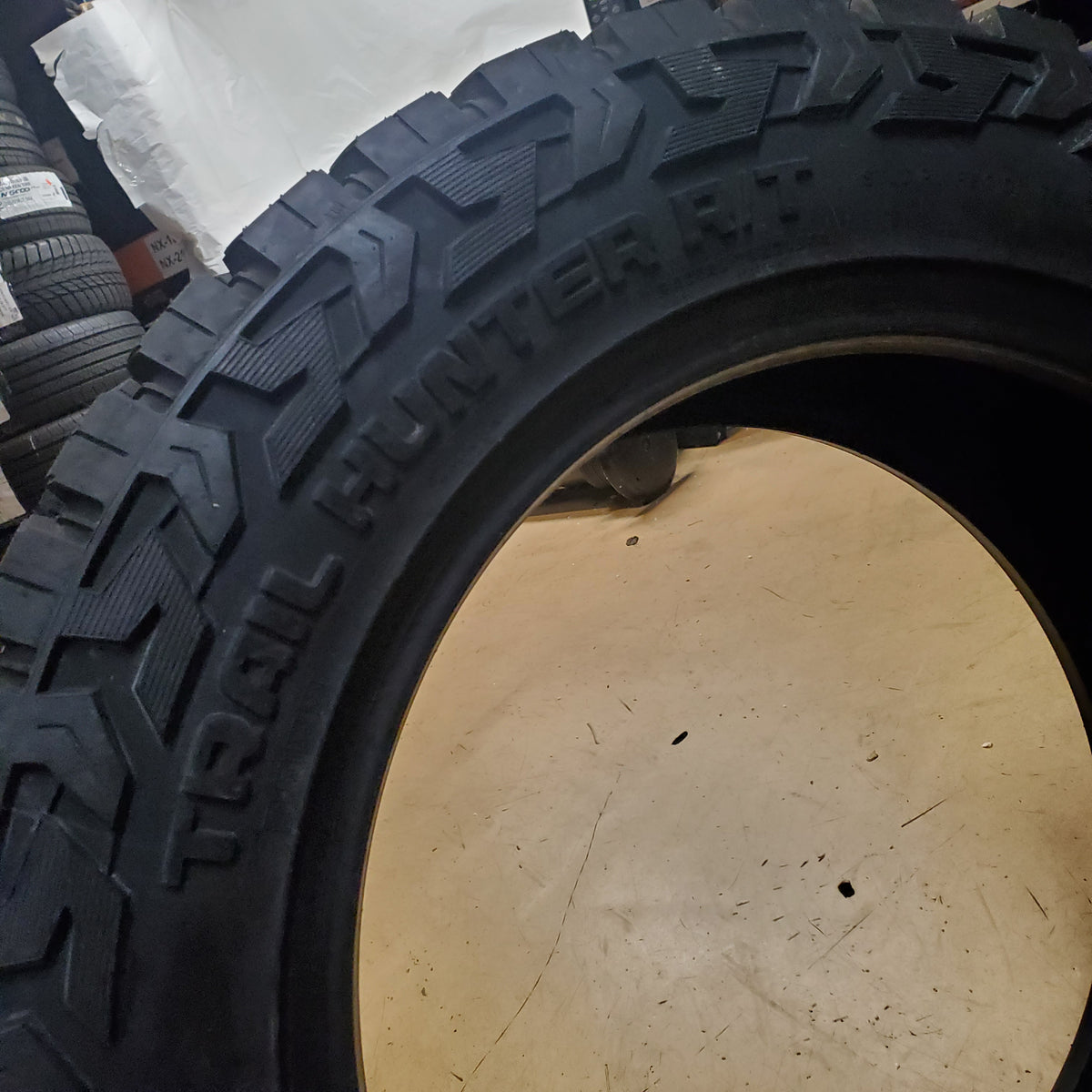 VENOM POWER TRAIL HUNTER RT LT 285 55 20 122/119R LRE 10PLY RUGGED TERRAIN TIRE CVPTHRT06