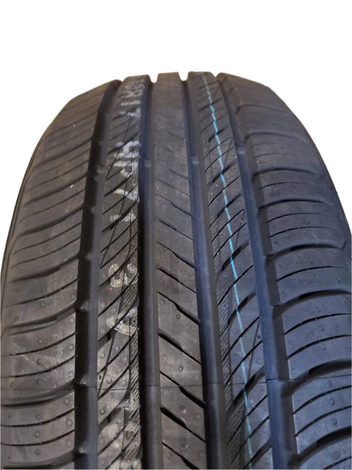 KUMHO CRUGEN HP71 BSW P 235 60 17 102V ALL SEASON TIRE 2230163