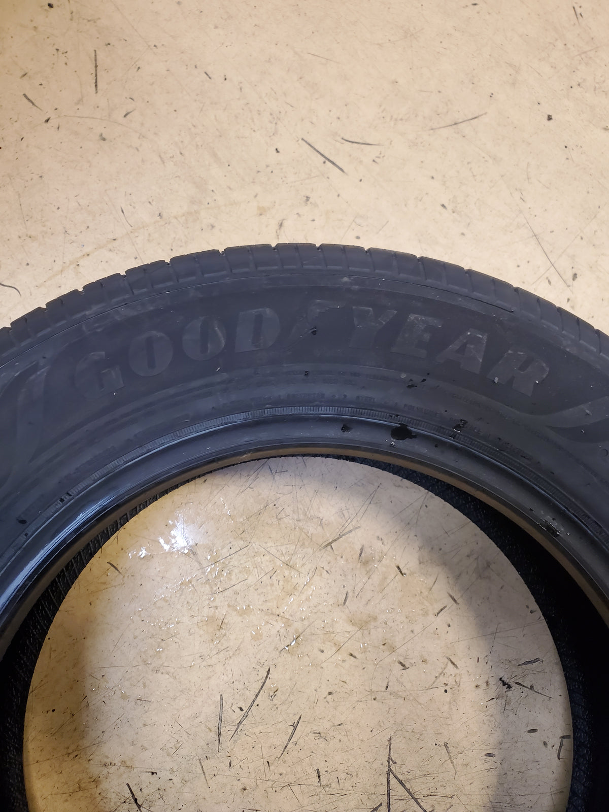 GOODYEAR ASSURANCE RANGEMAX BSW P 205 65 16 95H WINTER TIRE 105003001