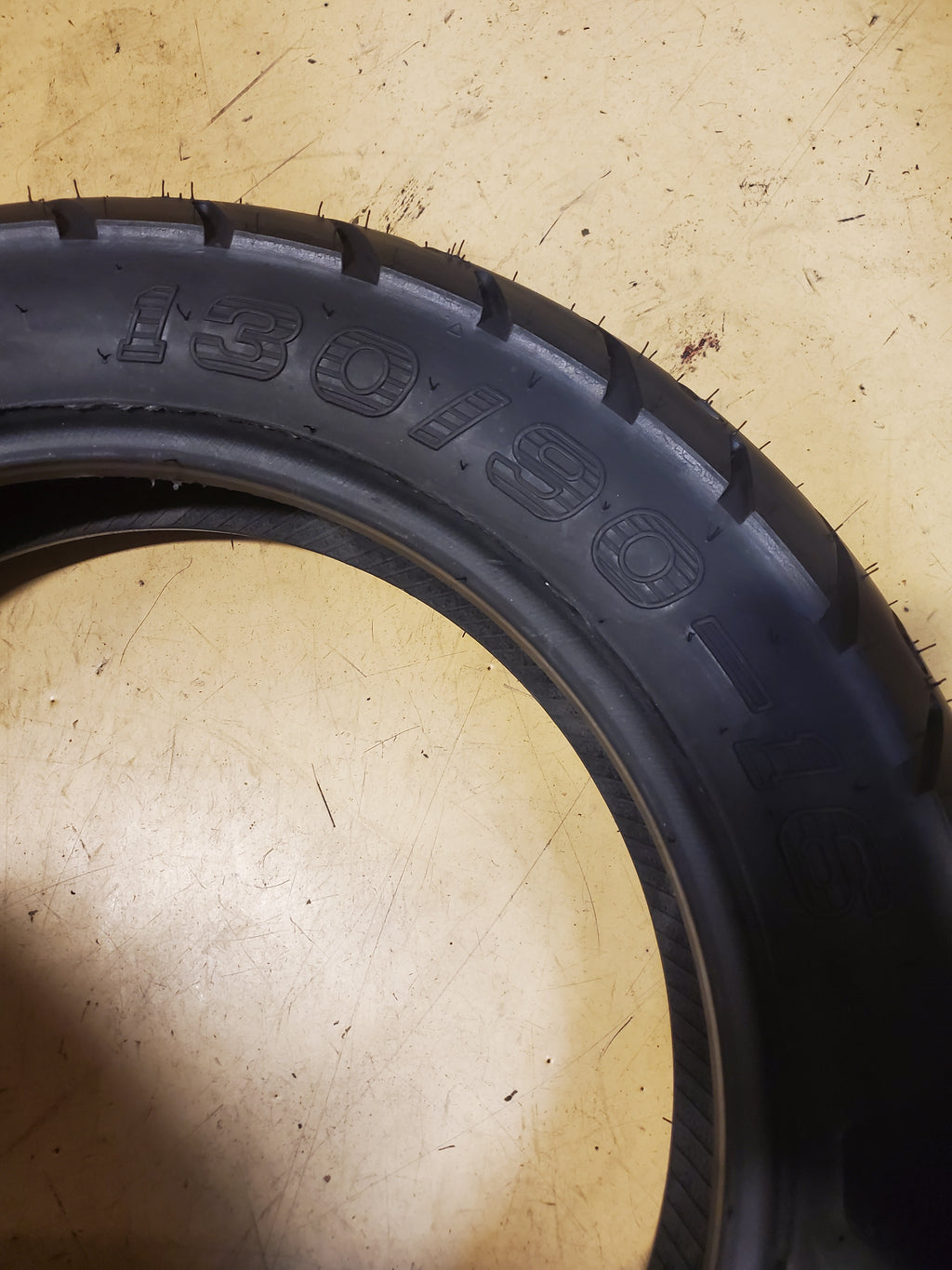 SHINKO 712R BSW 130 90 16 67H REAR MOTORCYCLE TIRE 874152