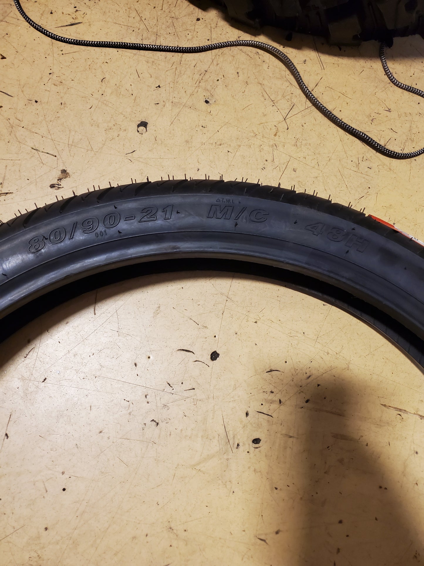 KENDA KRUZ K673FX BSW 80 90 21 48H FRONT MOTORCYCLE TIRE 46732176C1