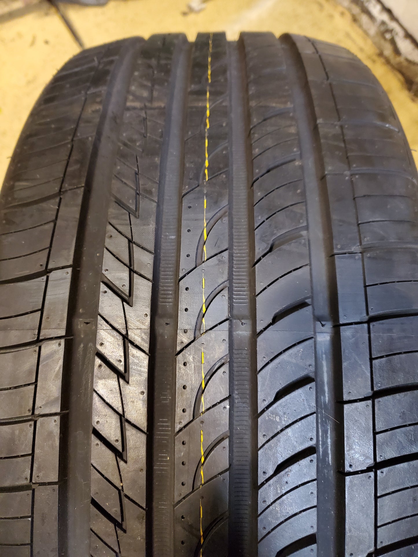 NOS NEXEN N5000 PLUS BSW P 245 30 22 92W ALL SEASON TIRE 14467NXK