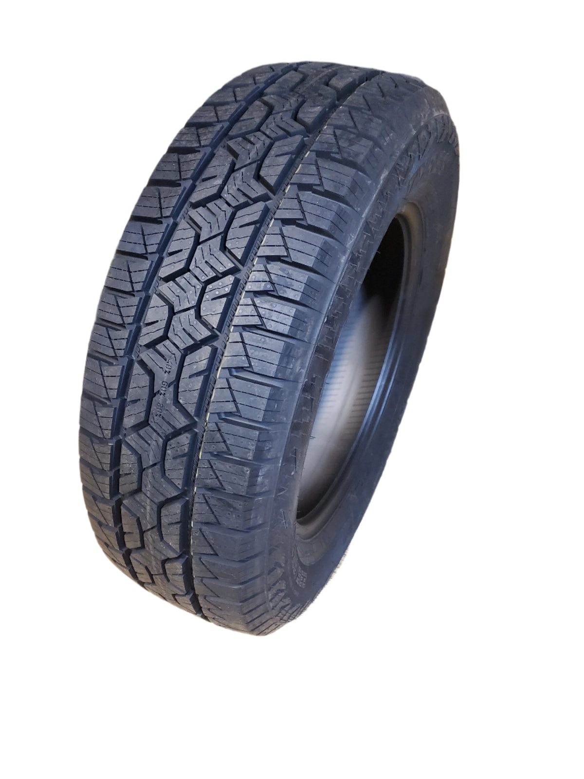 NOKIAN OUTPOST APT BSW P 235 65 17 104H ALL TERRAIN TIRE T432100