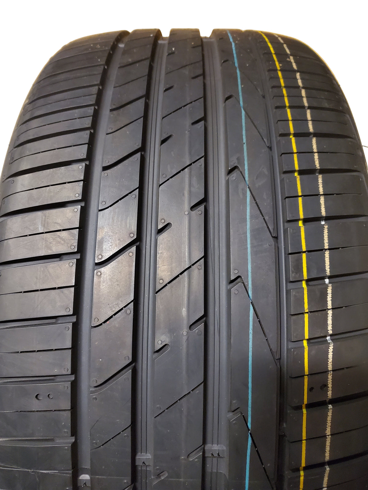 NOS HANKOOK VENTUS S1 EVO2 SUV AO P 255 40 20 101Y XL PERFORMANCE TIRE 1023482