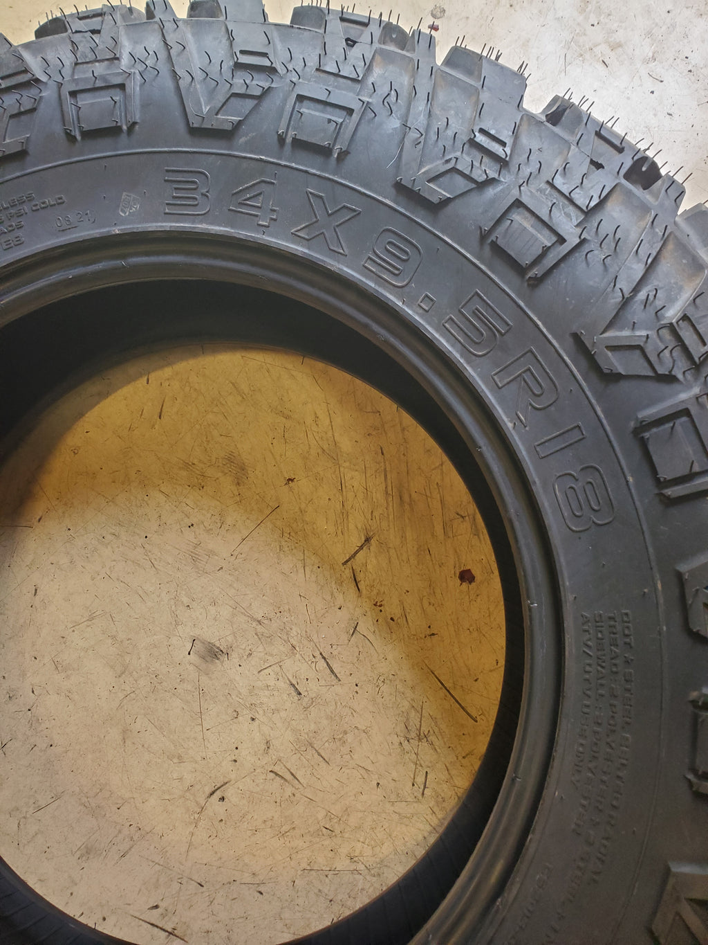 EFX MOTOVATOR BSW  34 9.5 18 8PLY ATV/UTV TIRE MV349515