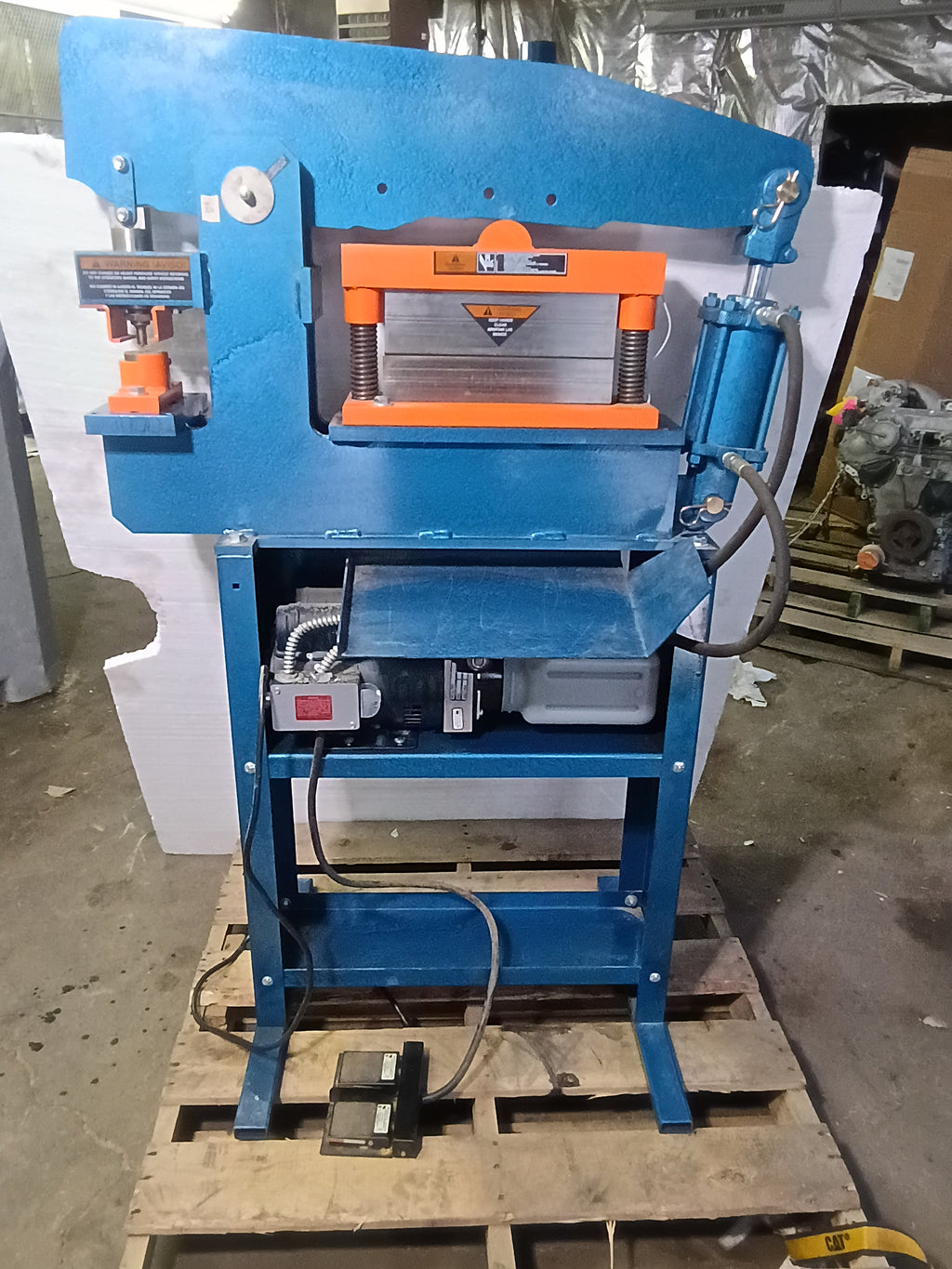 METAL PRO 5 TON IRONWORKER 110/120V 1PH MP4500FS