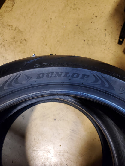 DUNLOP SPORTMAX Q5A BSW 180 55 17 73W REAR MOTORCYCLE TIRE 45274206