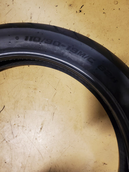 SHINKO LONG HAUL SR999 HD BSW 110 90 19 62H FRONT MOTORCYCLE TIRE 874917