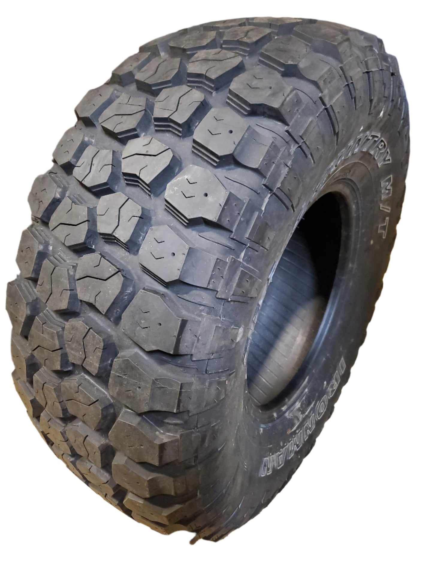 IRONMAN ALL COUNTRY M/T BSW LT 33 12.5 15 108Q MUD TIRE 92613