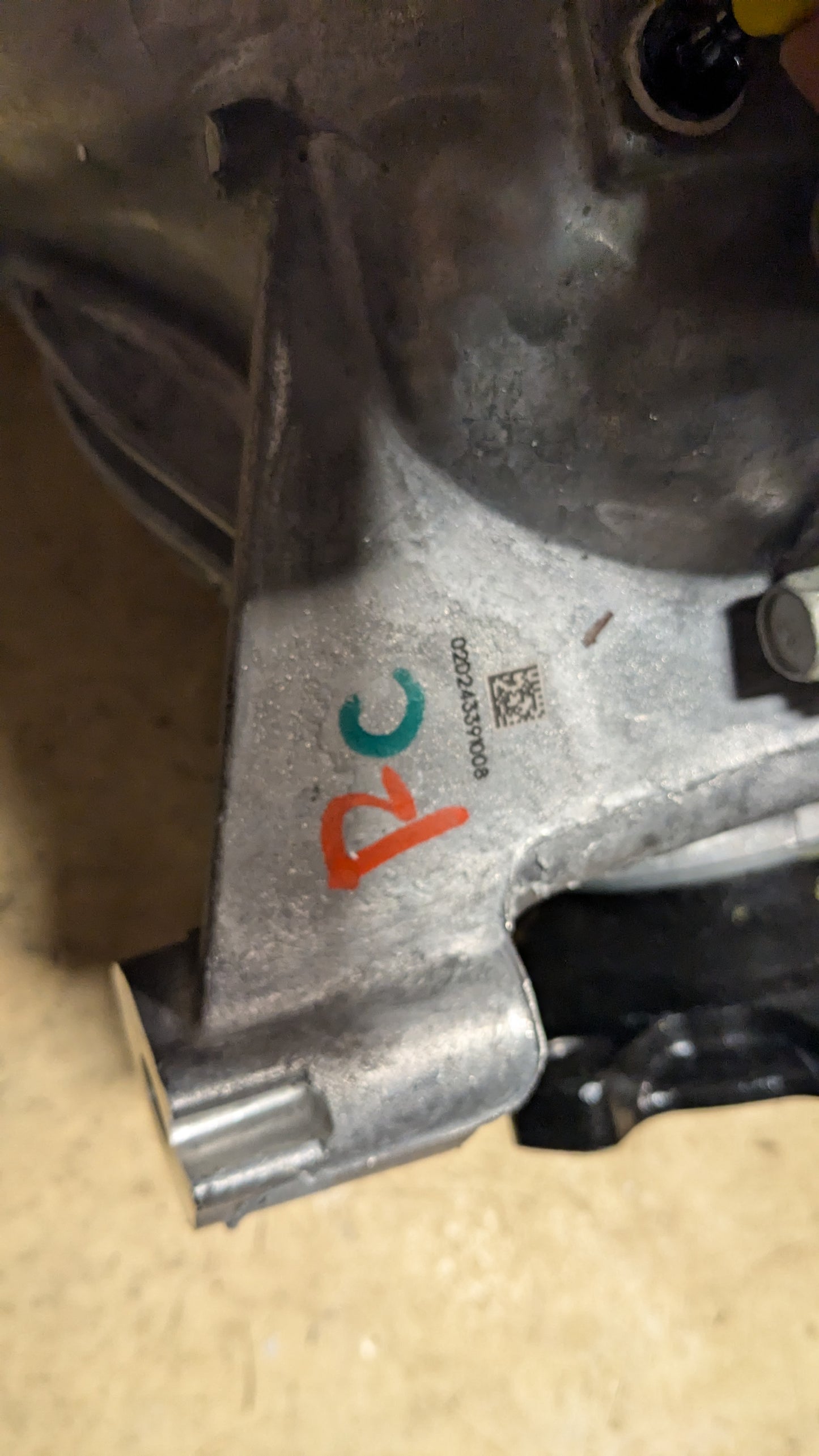 GENUINE GM DIFFERENTIAL 21-24 CADILLAC ESCALADE 22-24 SILVERADO 85707710