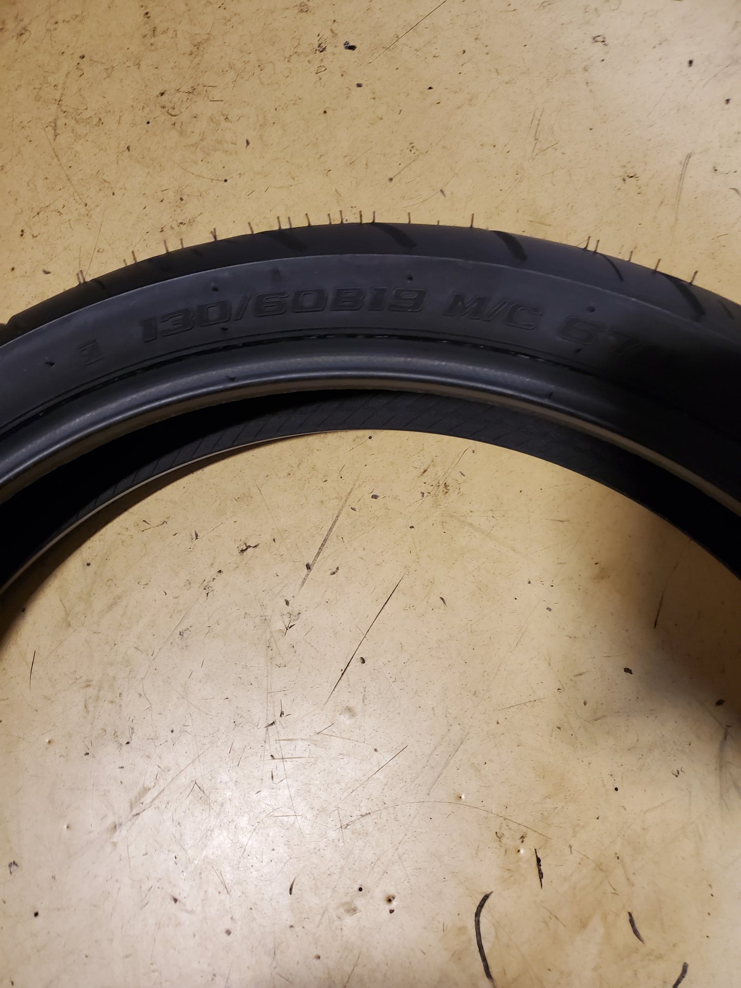 SHINKO SR77 HD BSW P 130 60 19 67H MOTORCYCLE TIRE ‎874606