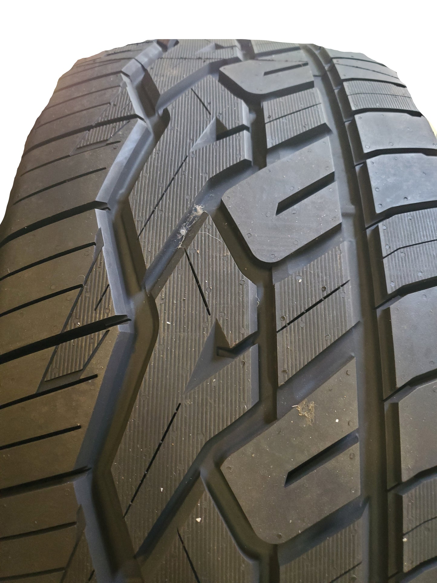 2 NITTO NT420V BSW LT 305 50 22 124/121S 12PLY ALL SEASON TIRE 207740