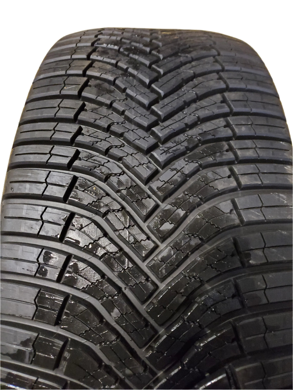 GOODYEAR ASSURANCE WEATHERREADY 2 P 265 50 20 111V ALL WEATHER TIRE 767121673