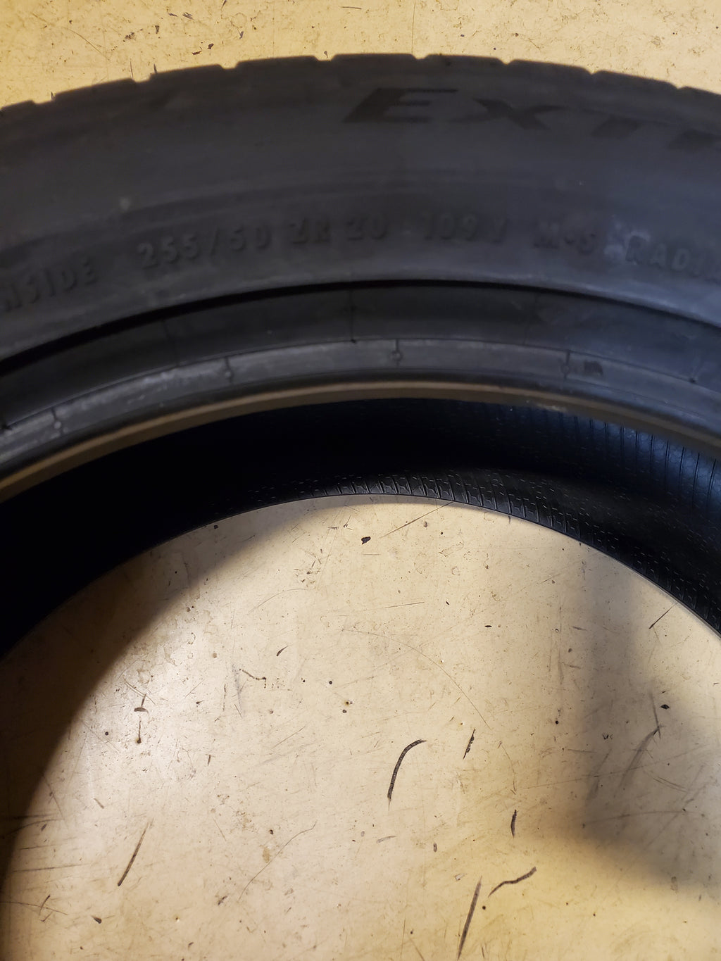 CONTINENTAL EXTREMECONTACT DWS06 PLUS P 255 50 20 109Y XL UHP TIRE 15573230000