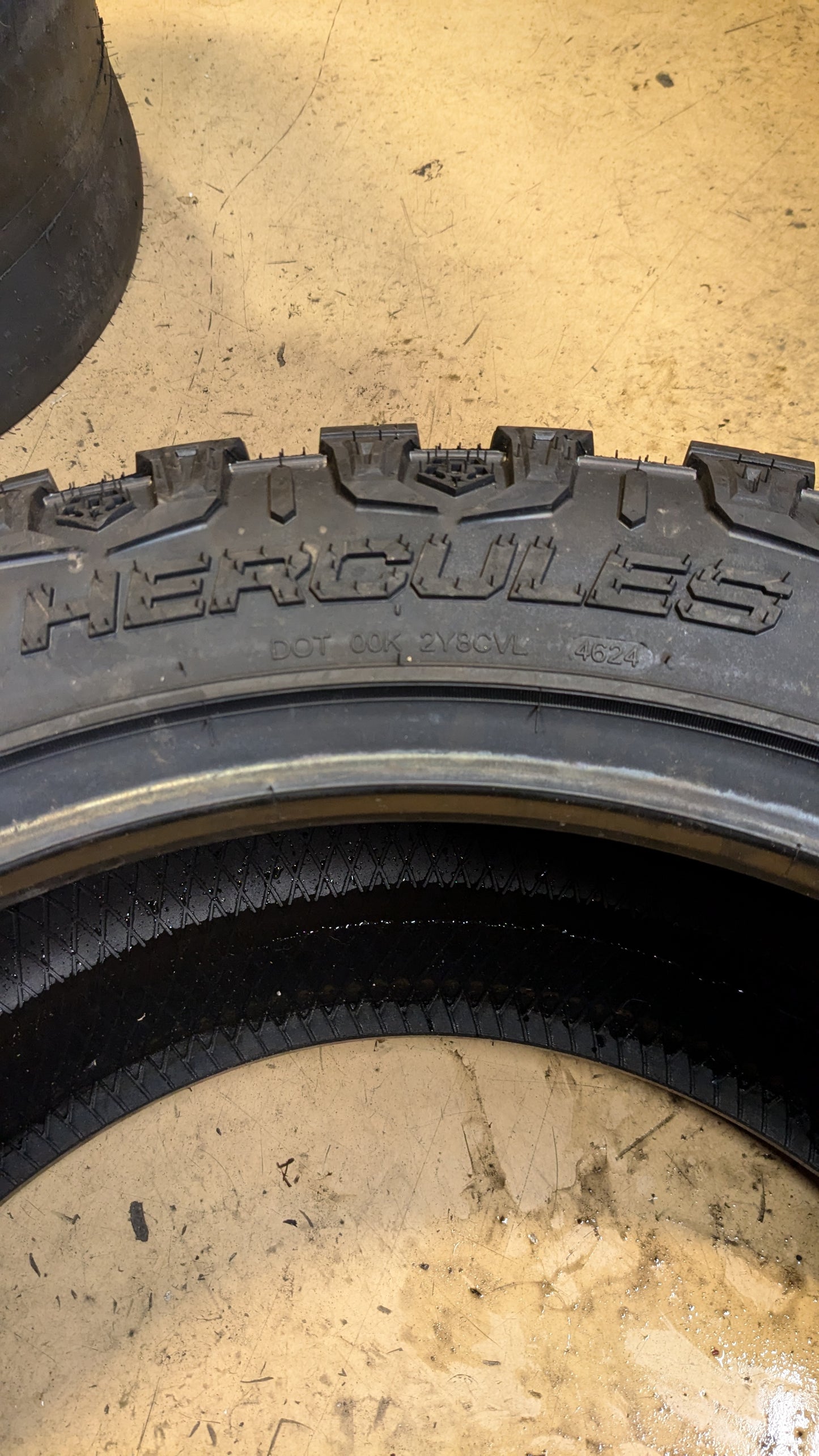 HERCULES TIS OFFROAD TT1 BSW LT 37 13.5 24 124Q 12 PLY ALL SEASON TIRE 98540