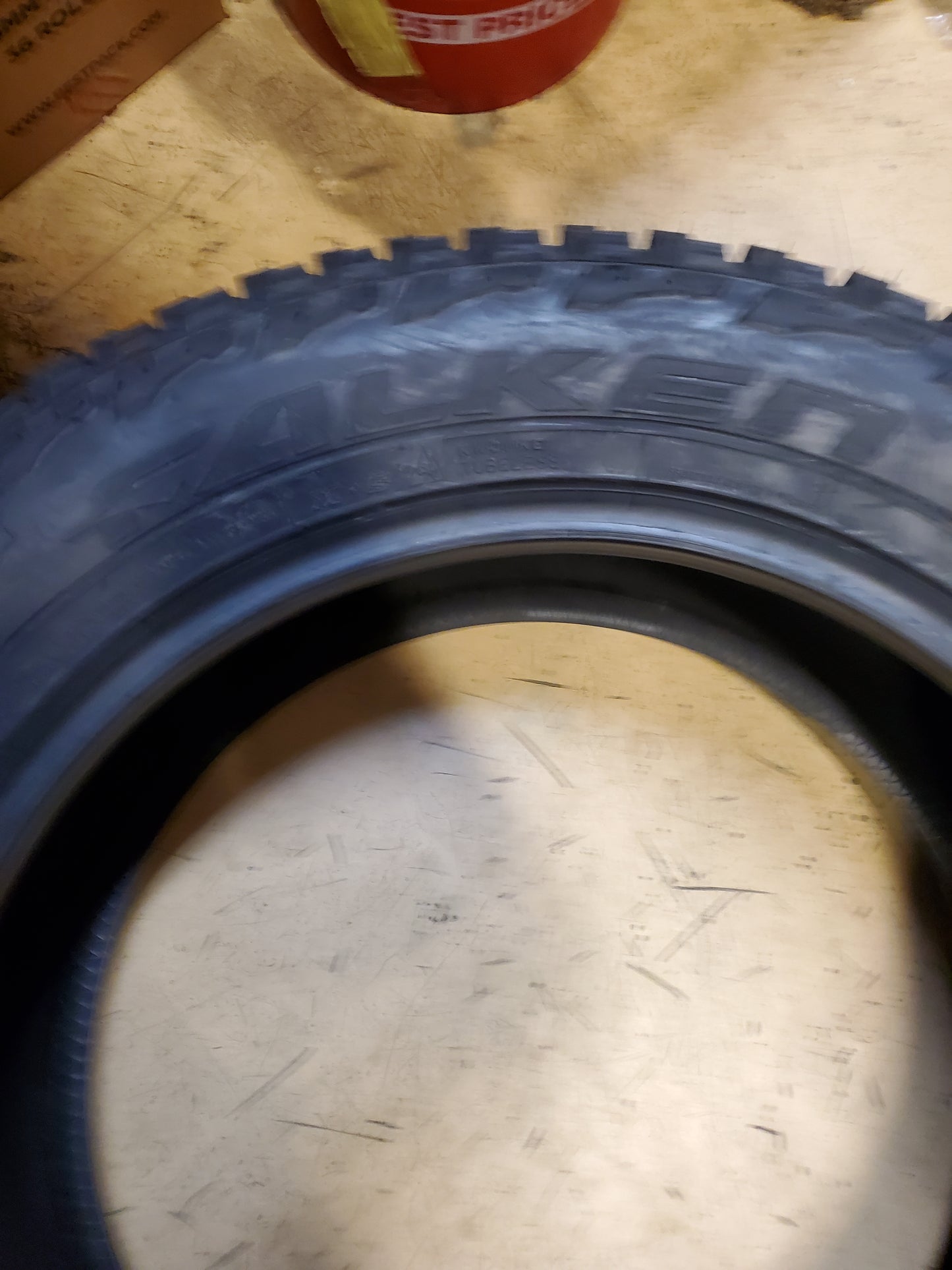 2 NOS FALKEN WILDPEAK A/T AT3WA OWL P 275 55 20 113T ALL TERRAIN TIRE 59000860