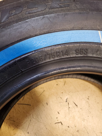 NOS TOYO ECLIPSE NWW P 205 75 14 95S ALL SEASON TIRE 160250