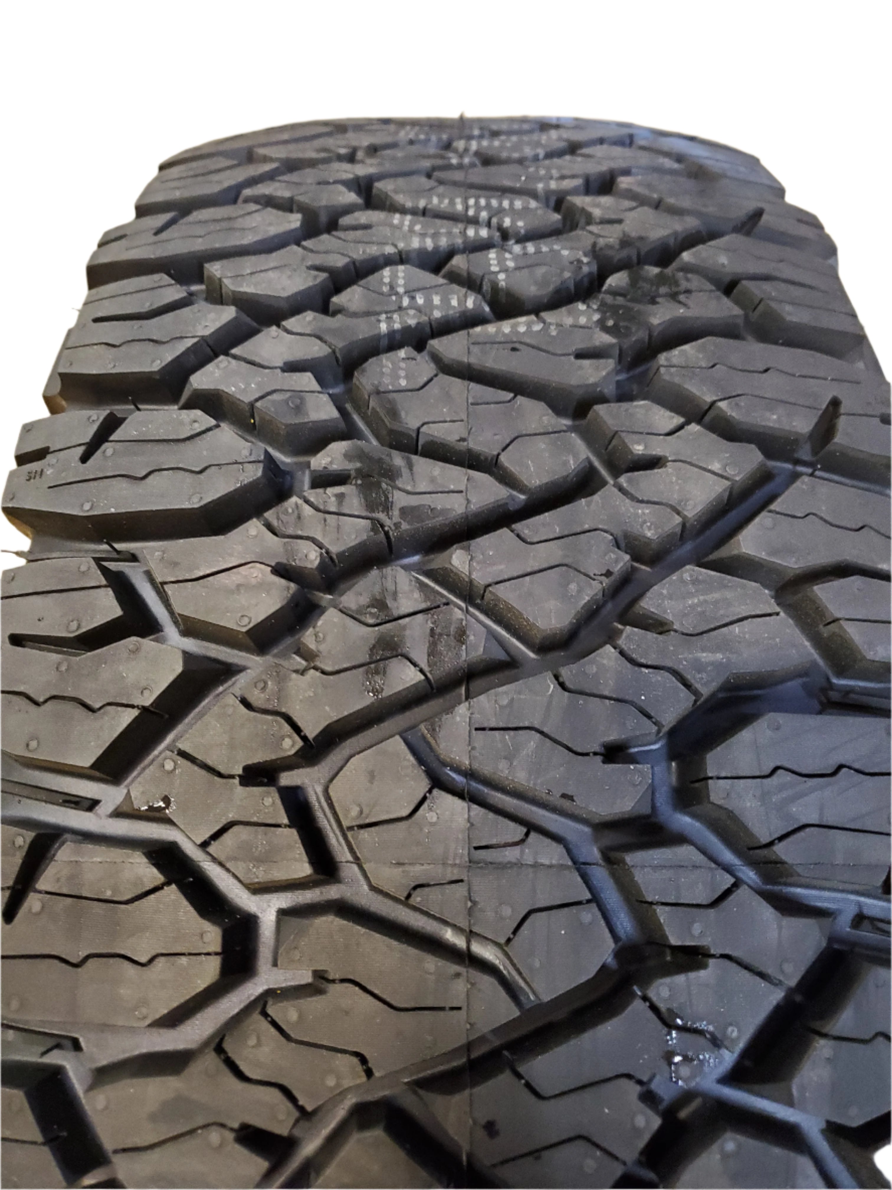 2 BFGOODRICH ALL-TERRAIN T/A KO3 RWL LT 295 70 18 129/126S 10PLY TIRE 33249