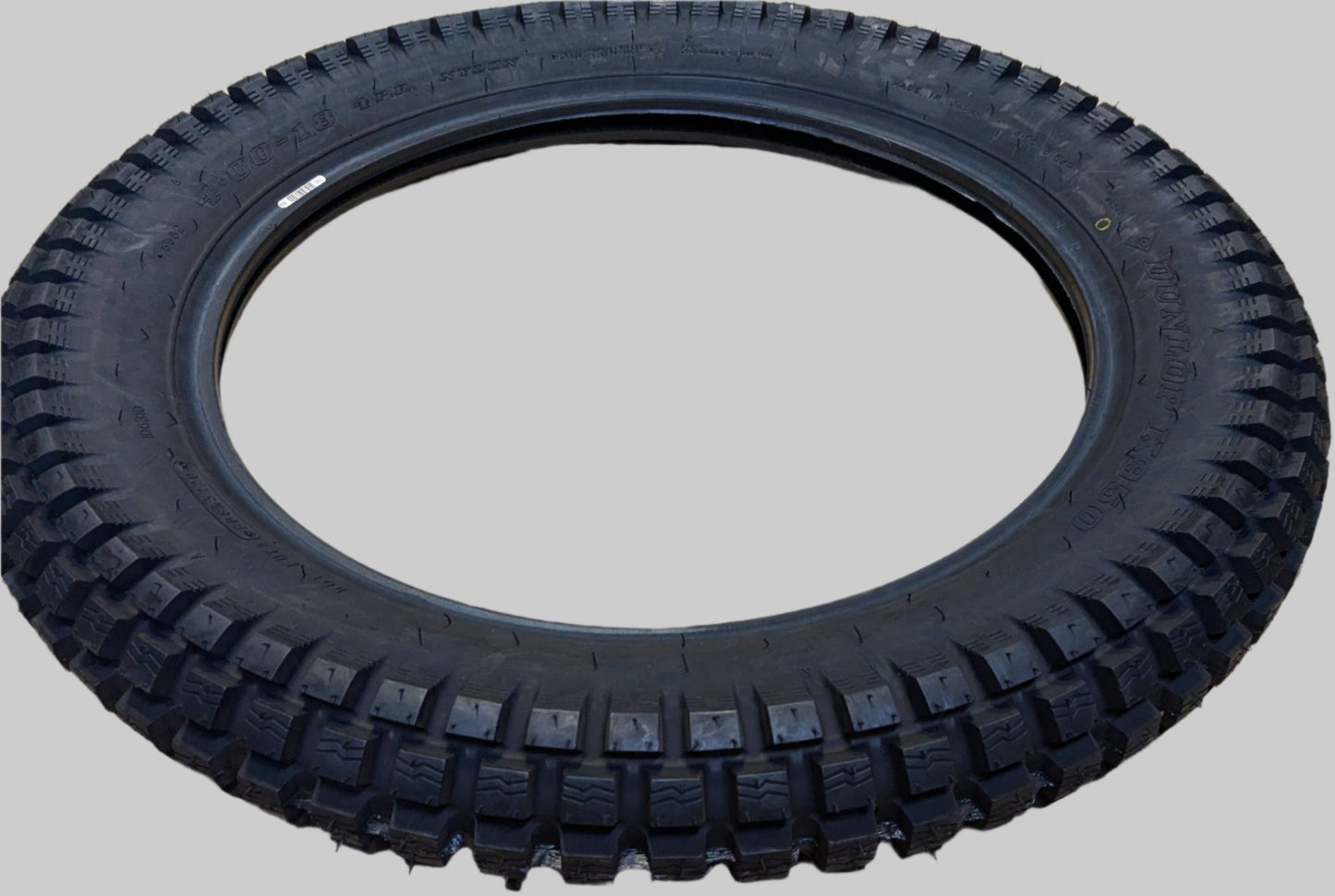 DUNLOP K950 BSW 4.00 18 4PR 64P REAR MOTORCYCLE TIRE 45112401