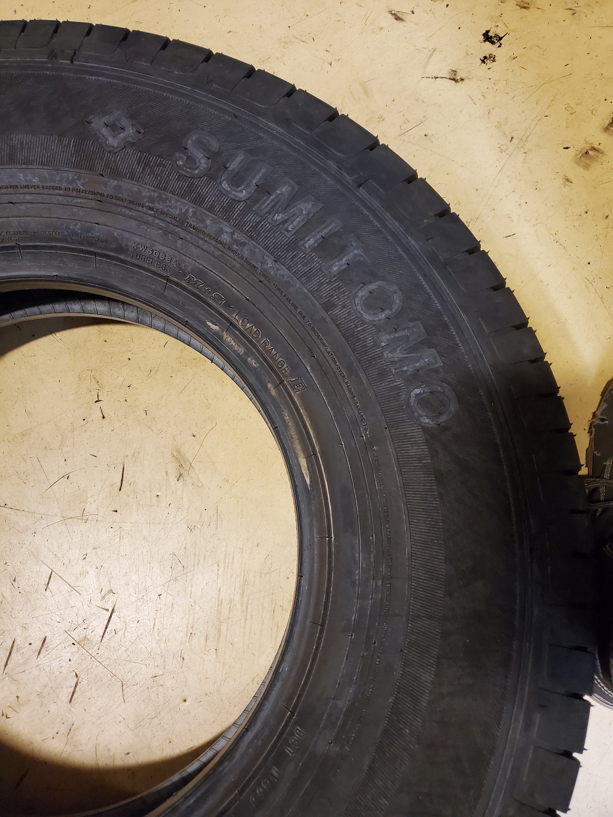 SUMITOMO ENCOUNTER HT2 RWL LT 235 85 16 120/116S 10PLY ALL SEASON TIRE HT217