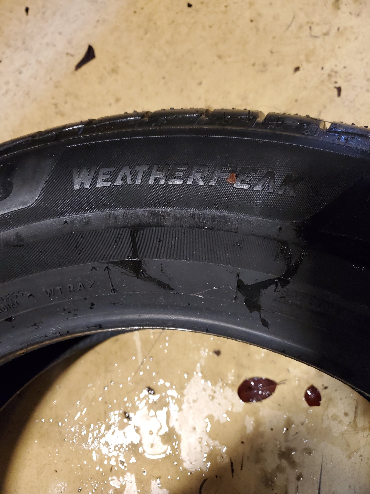 2 BRIDGESTONE WEATHERPEAK BSW P 235 60 18 103H ALL WEATHER TIRE 006075