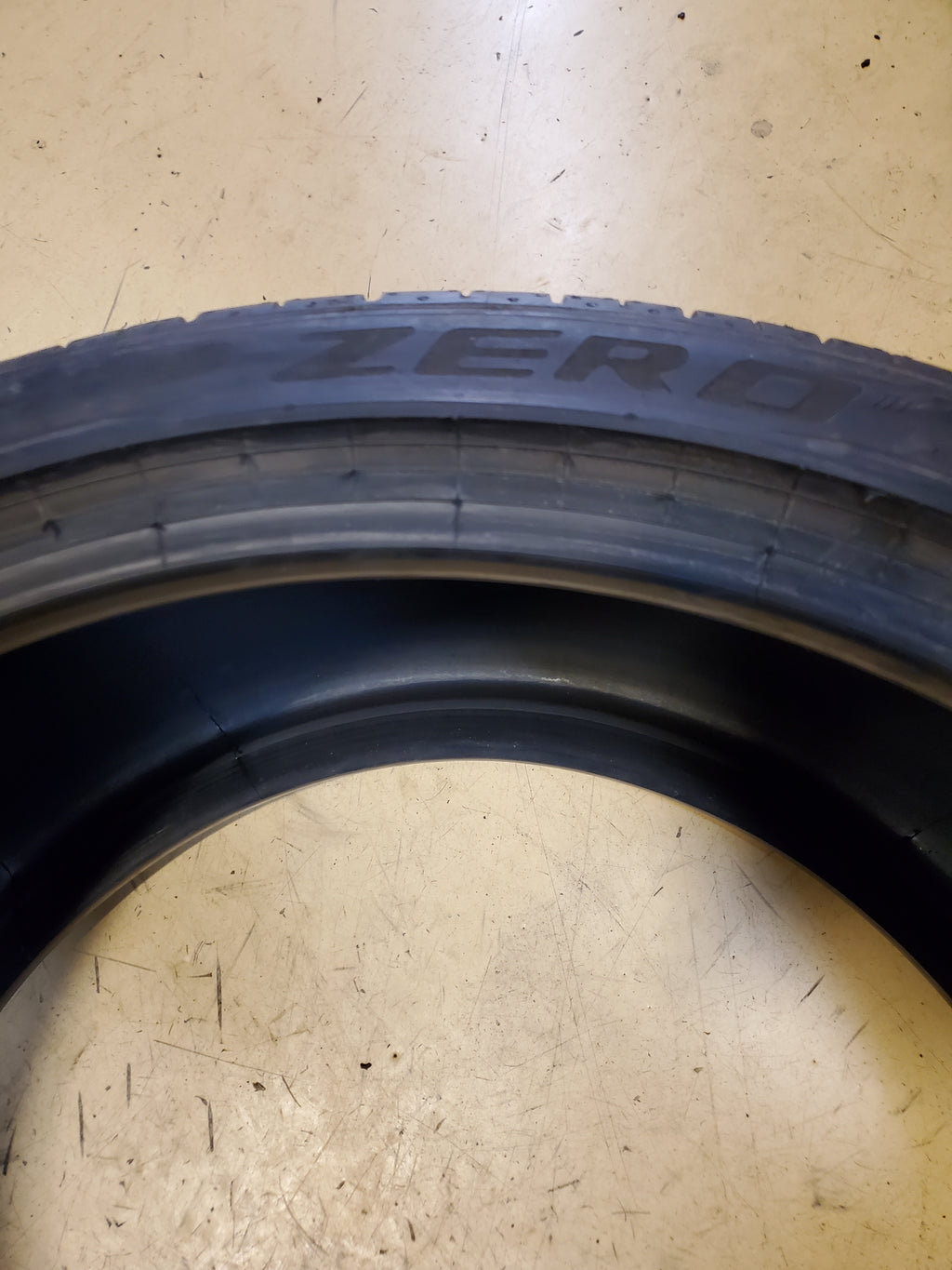 PIRELLI P ZERO PZ4 SPORT (*) BSW P 315 30 22 107Y XL UHP TIRE 3253700